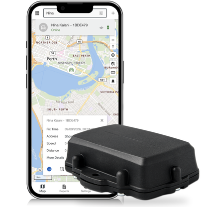 CT-A08 rugged asset tracker beside the Open Platform live map on a phone